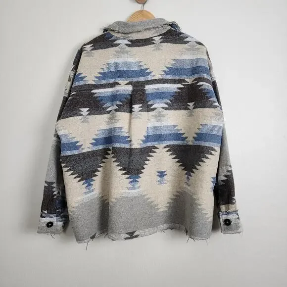 NWT La Miel Aztec Oversized Shacket Blue Grey Southwestern Frayed Hem Large - Picture 11 of 12